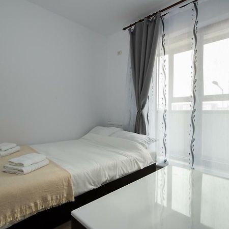 Appartement Rezident Militari à Chiajna Extérieur photo