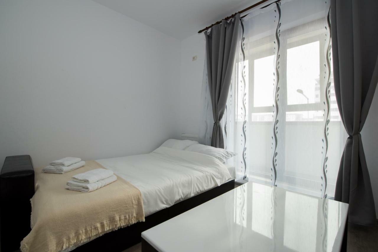 Appartement Rezident Militari à Chiajna Extérieur photo