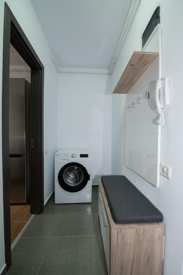 Appartement Rezident Militari à Chiajna Extérieur photo