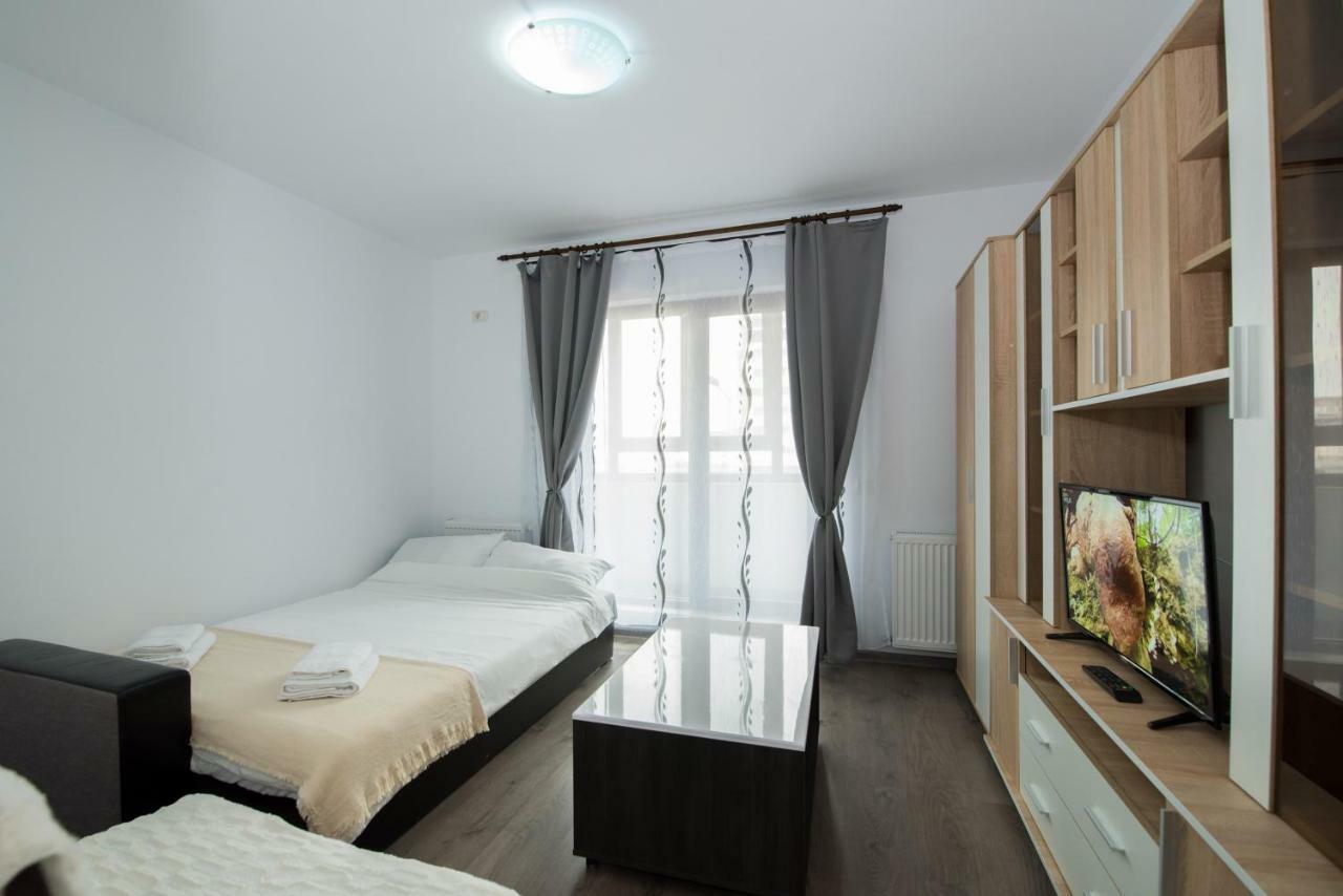 Appartement Rezident Militari à Chiajna Extérieur photo