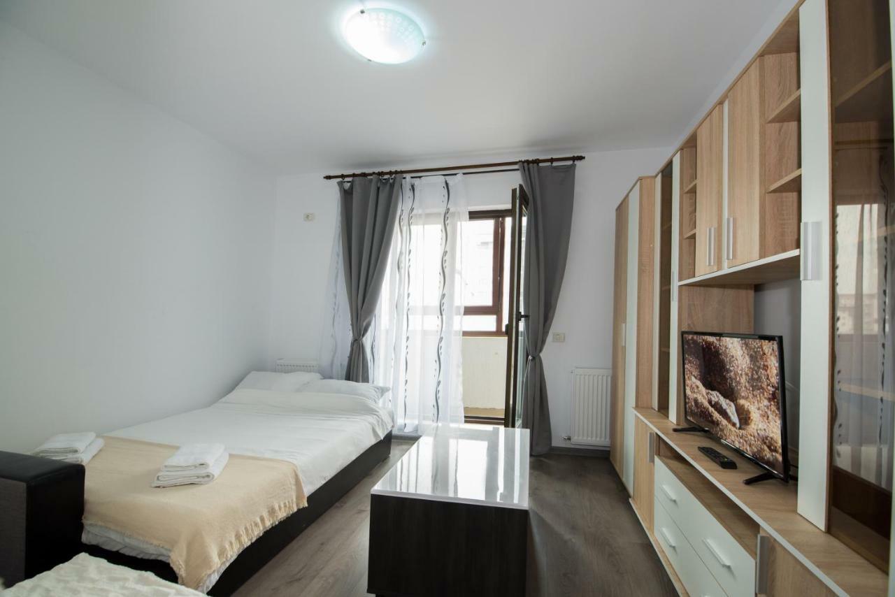 Appartement Rezident Militari à Chiajna Extérieur photo