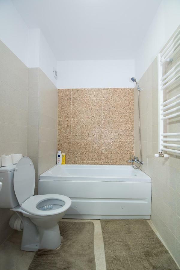 Appartement Rezident Militari à Chiajna Extérieur photo