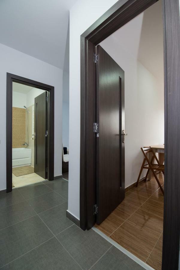 Appartement Rezident Militari à Chiajna Extérieur photo