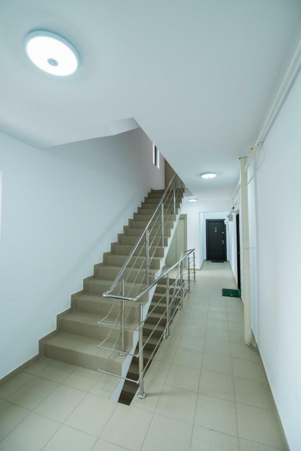 Appartement Rezident Militari à Chiajna Extérieur photo