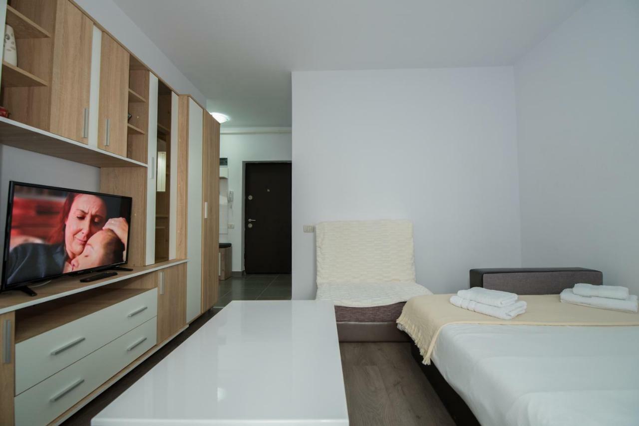 Appartement Rezident Militari à Chiajna Extérieur photo