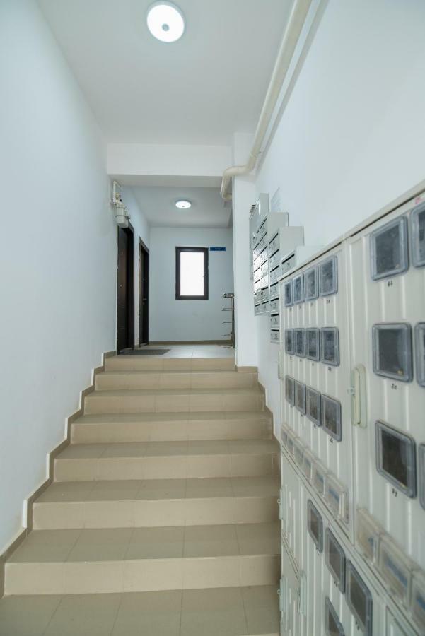 Appartement Rezident Militari à Chiajna Extérieur photo